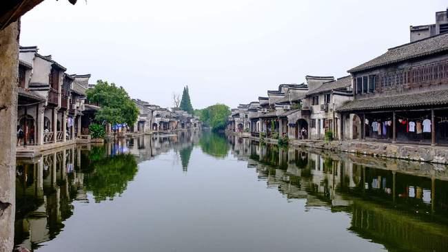 救援受困的小恐龙